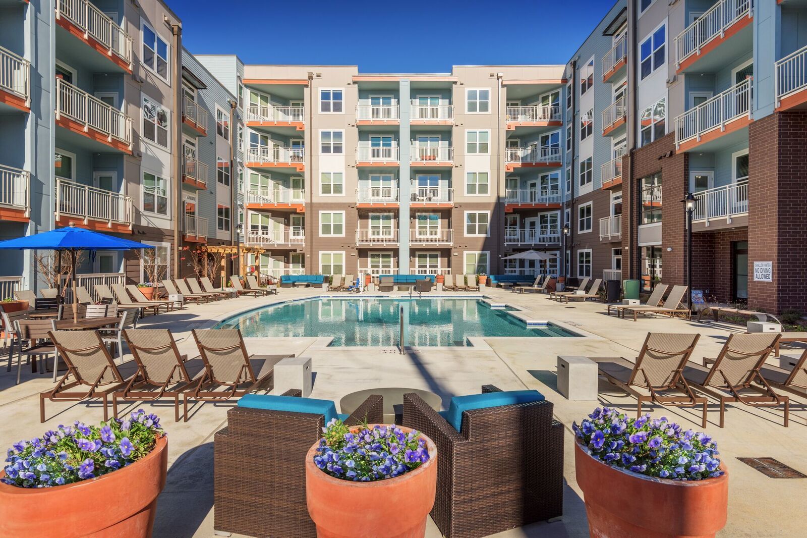 Vistas @ 707 Image 1