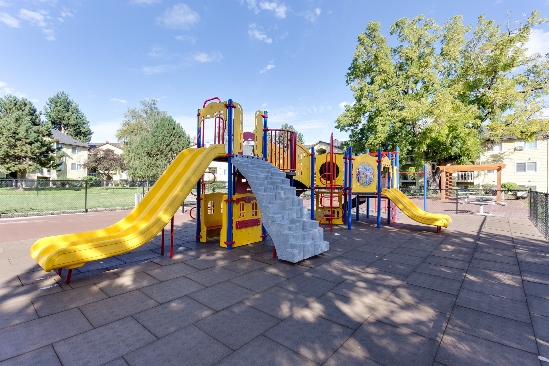 Lumina Apartments Image 8