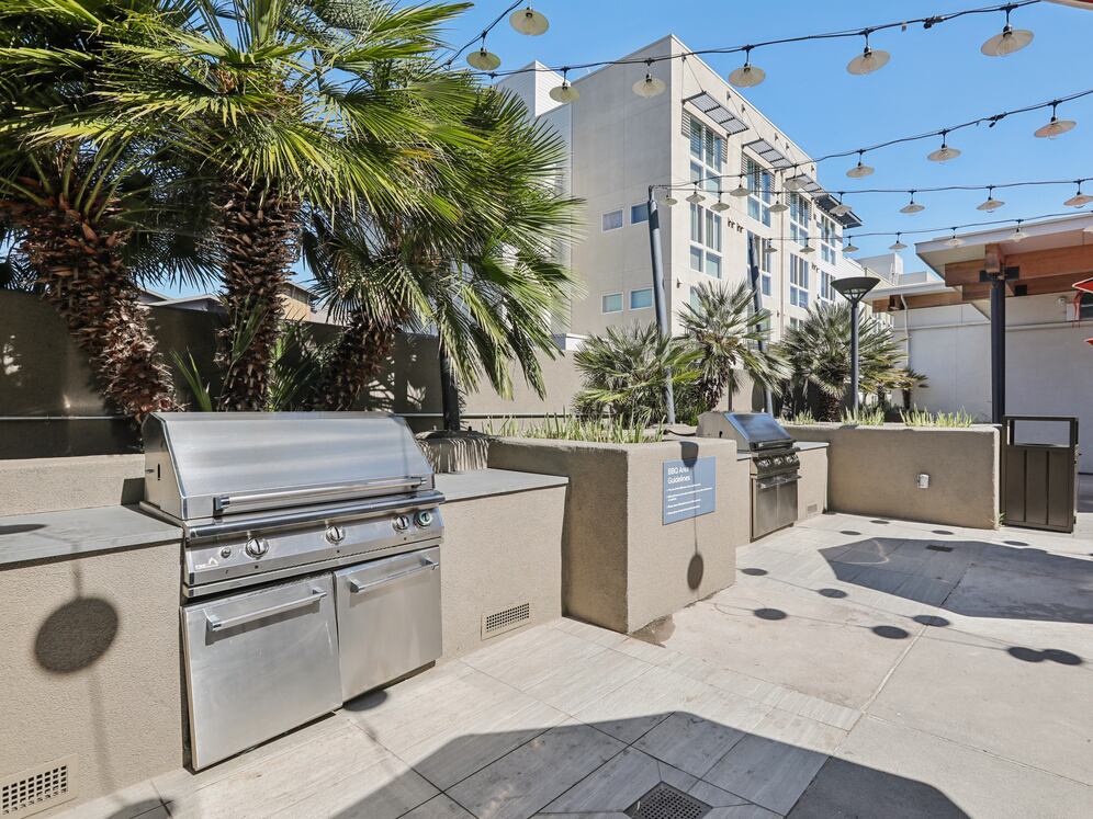 Courtyard with BBQ grills