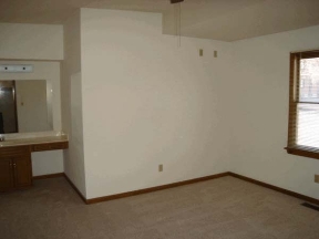 405 Kickapoo St Unit 405 A Image 3