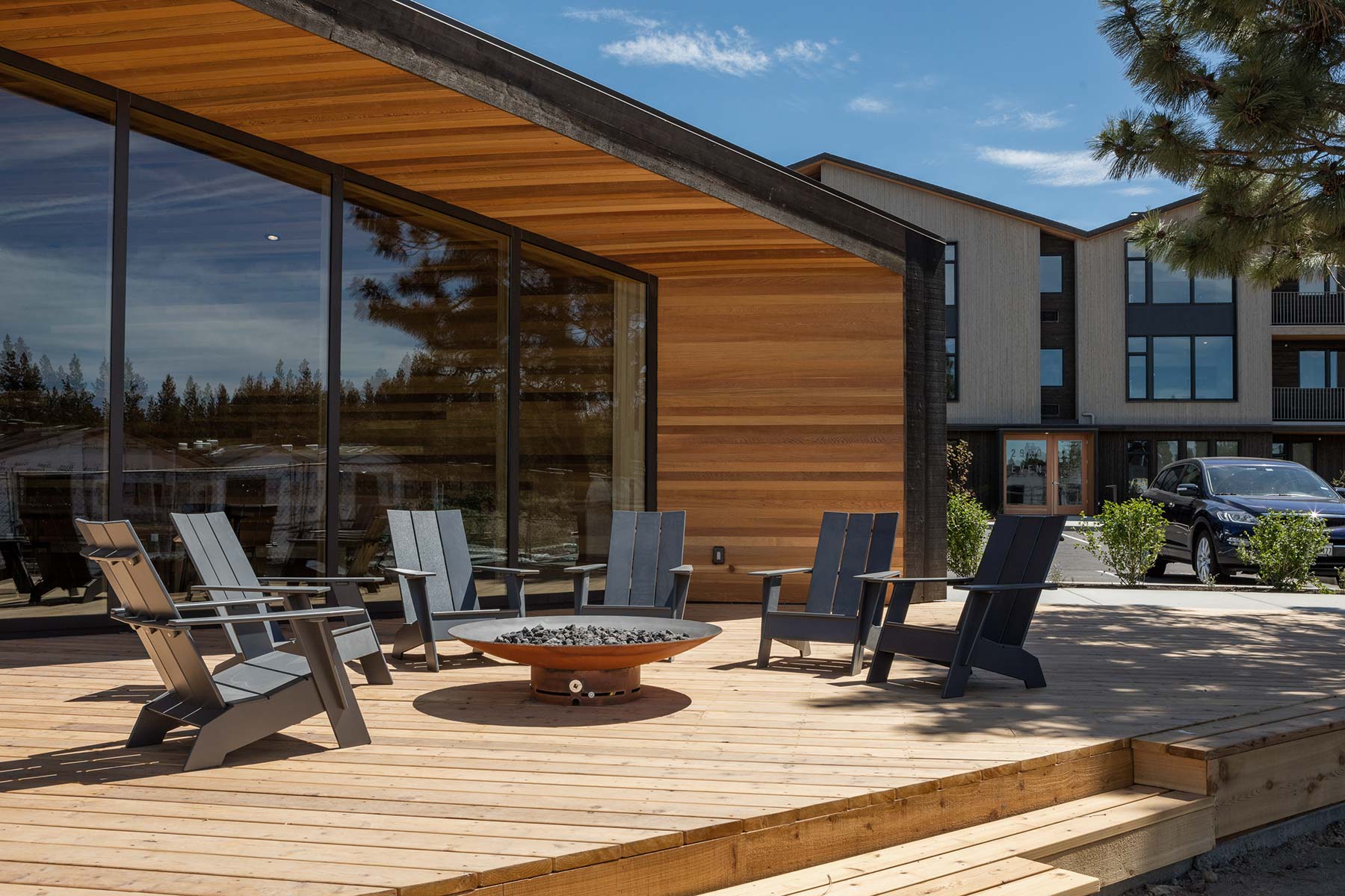 Range Apartments Image 3