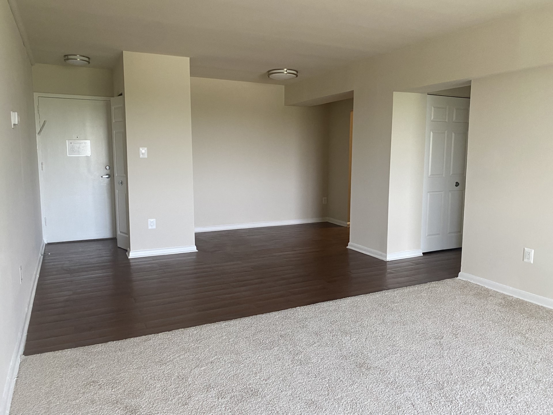 Silver Spring Towers Image 52