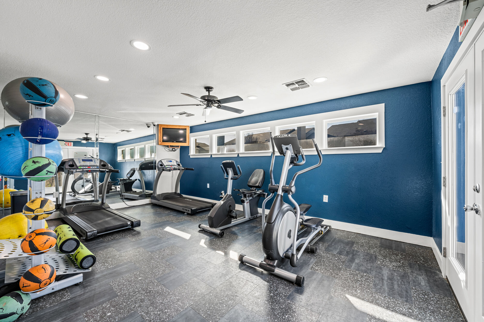 18Eleven Frankford Image 355