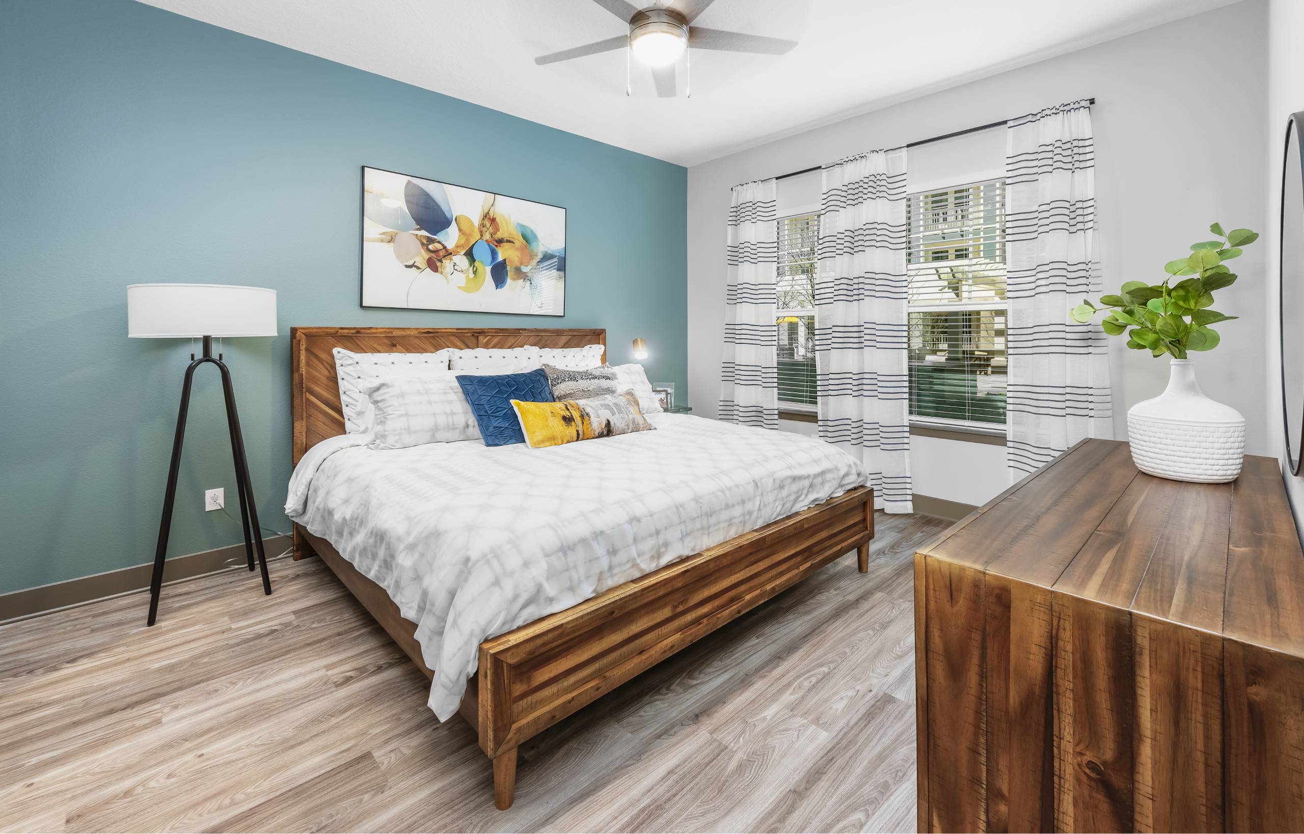 Magnolia Square Image 28