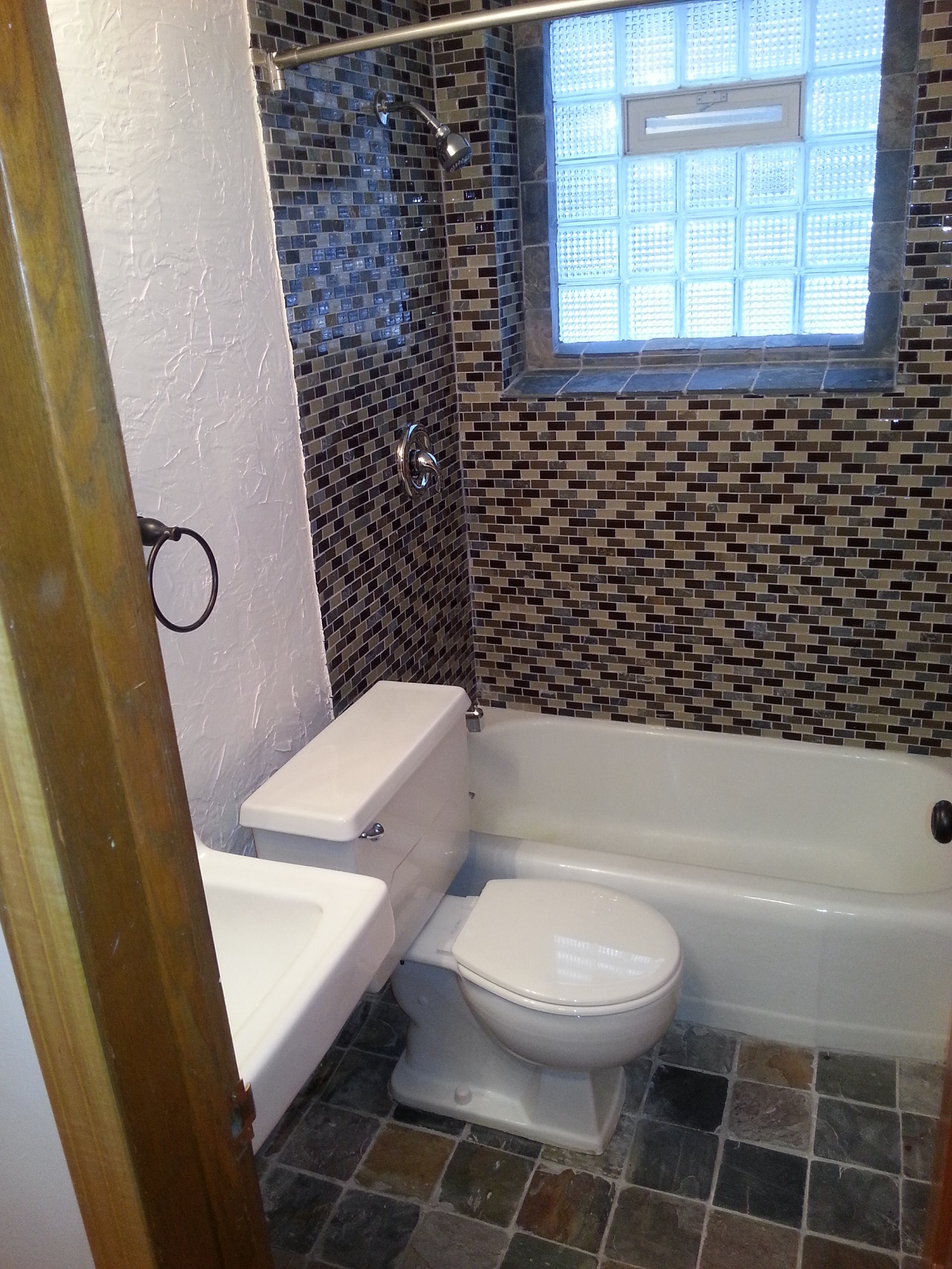 1913 and 1917 Emerson Image 13