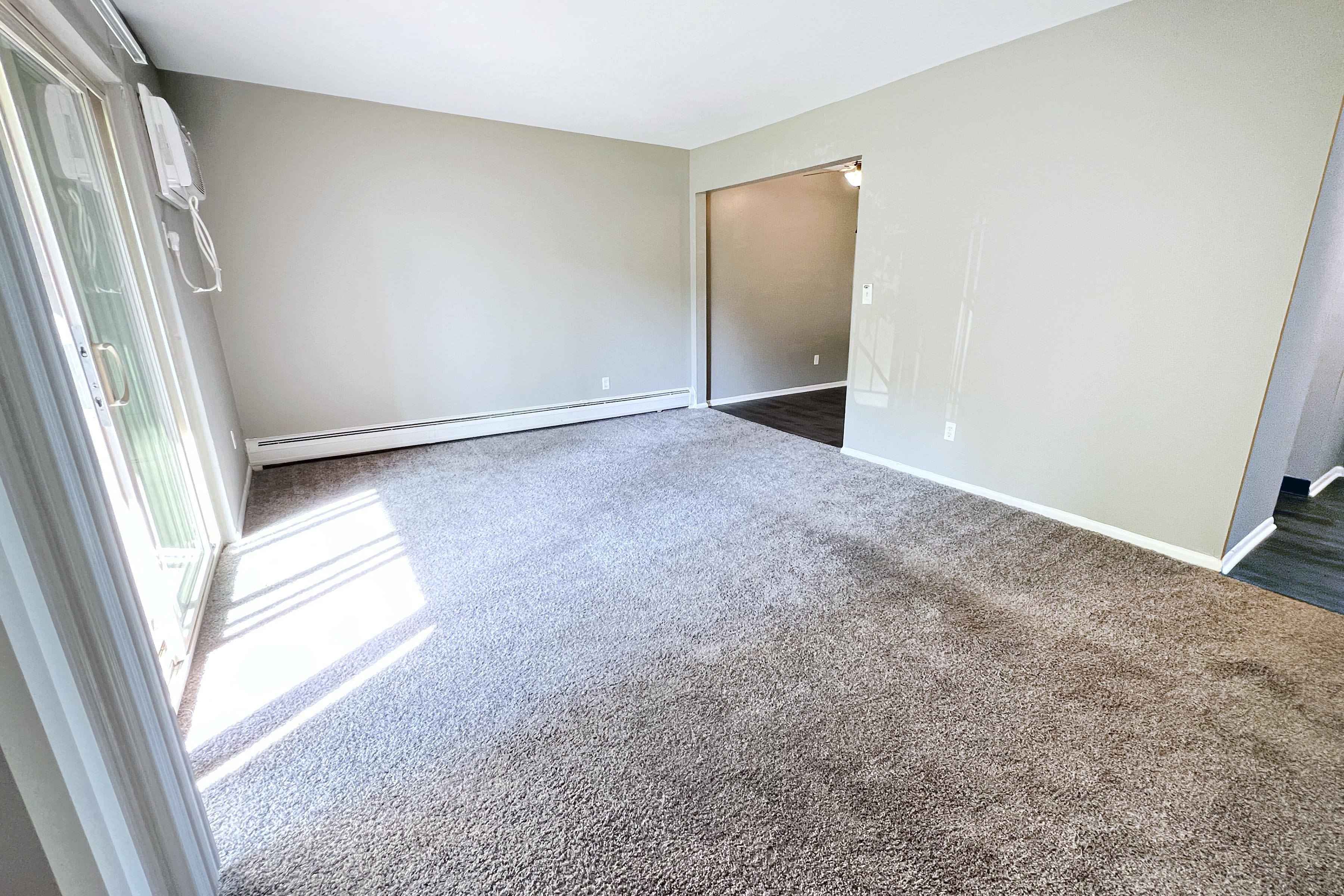 Crown Pointe Apartments Image 25