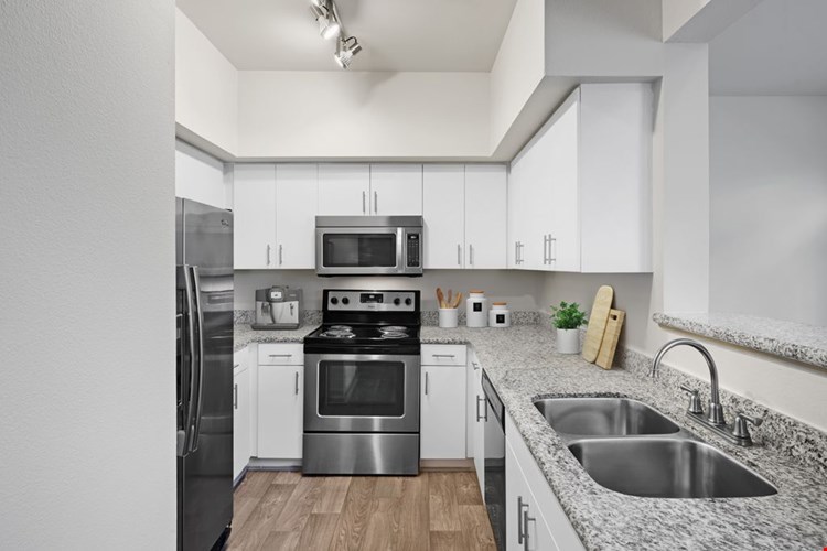 Camden Holly Springs Image 11