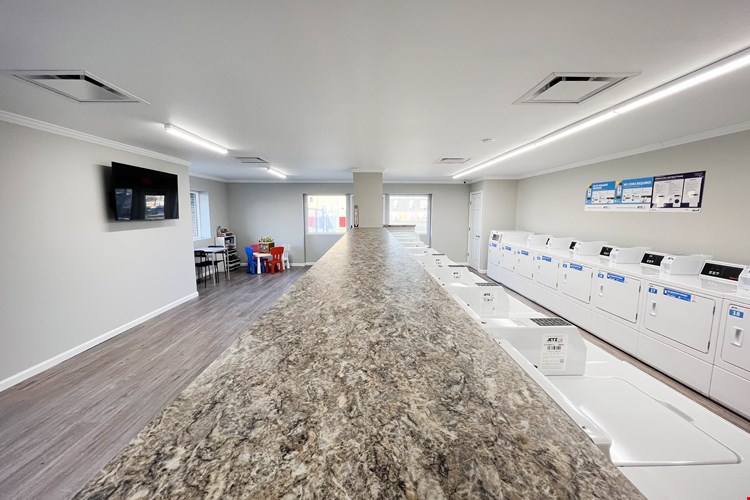 Forest Park Apartments Image 6