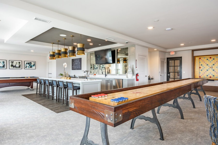 Ayla on Krog Image 7