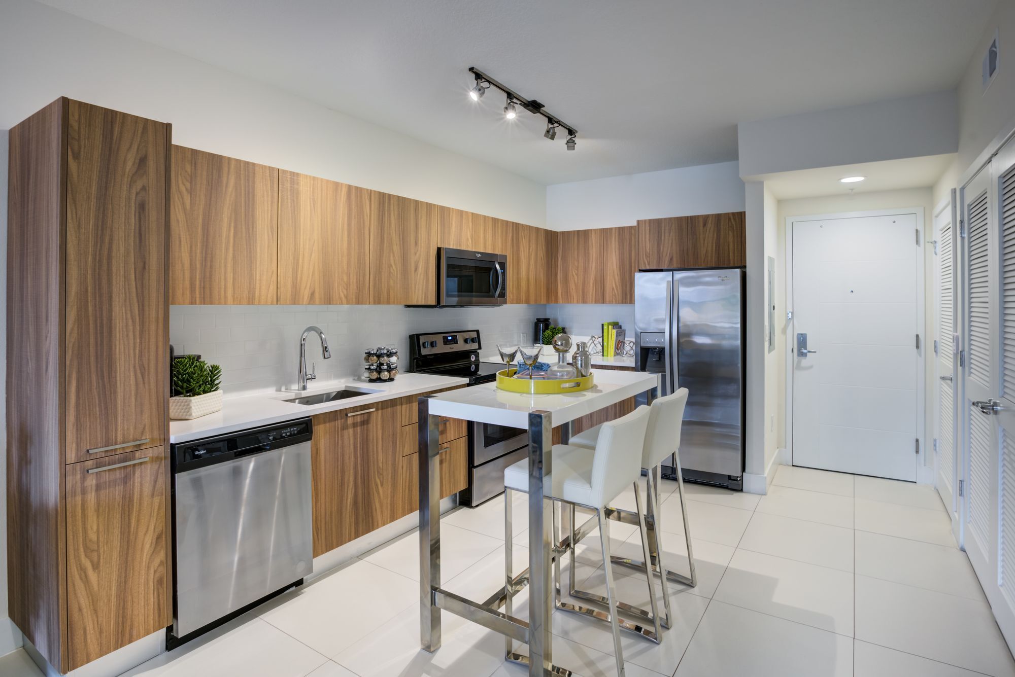 Kitchen | Quartz Countertops