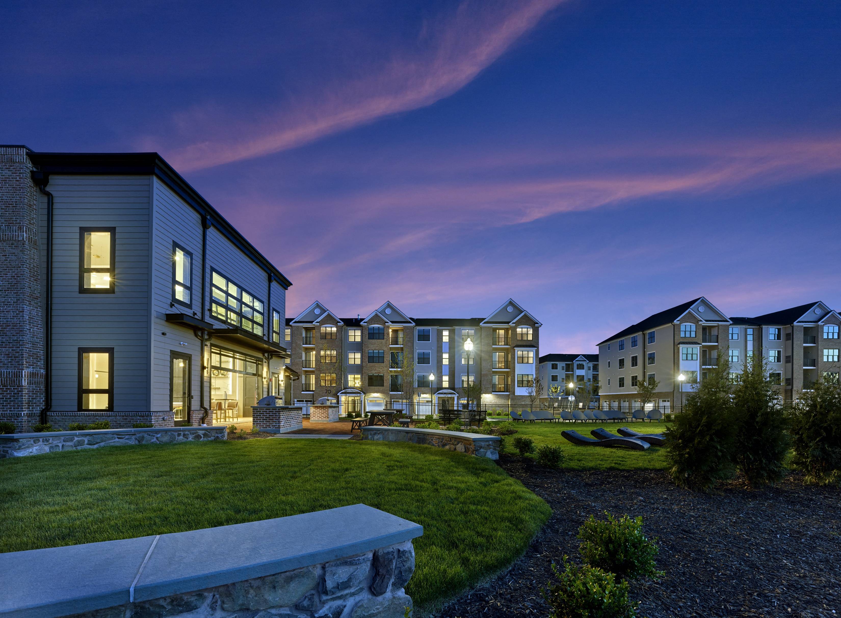 Central and Oak Image 4