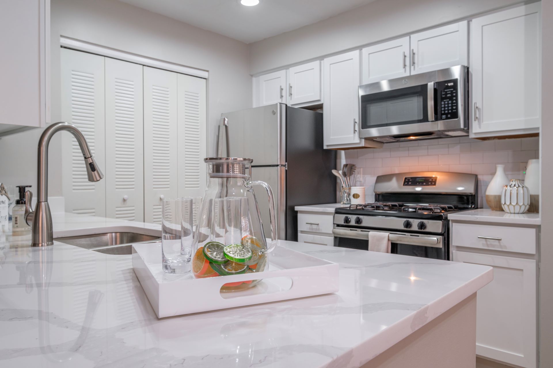 The Residence at Christopher Wren Apartments Image 1