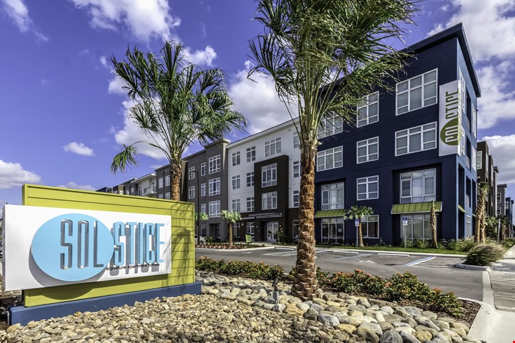 Solstice Apartments Image 15