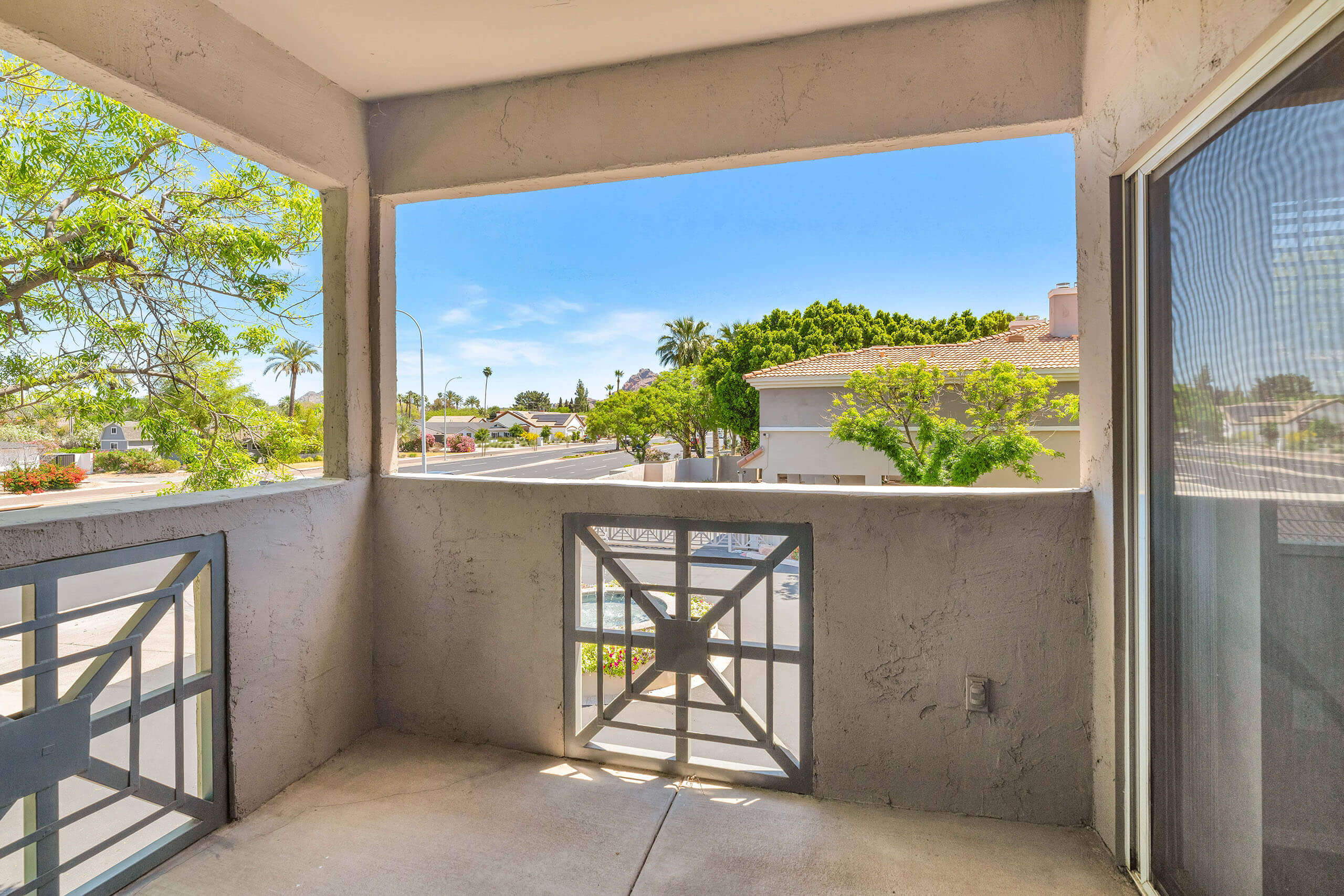 Townhomes at Biltmore Image 17