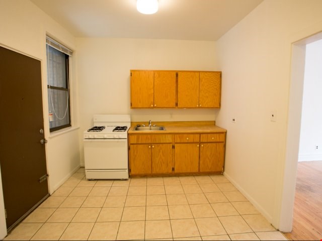 5416 S Woodlawn Avenue Image 29