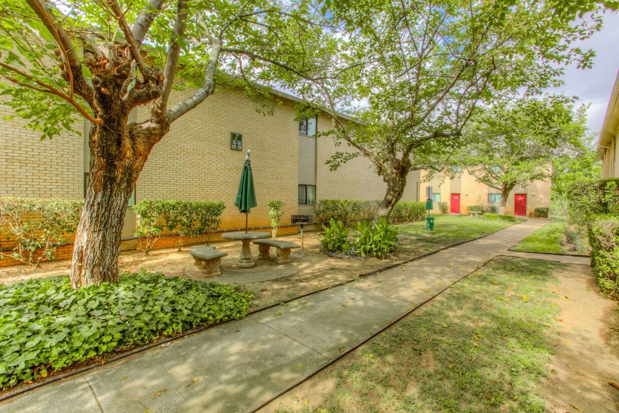 Valley Creek at Hurst Image 2