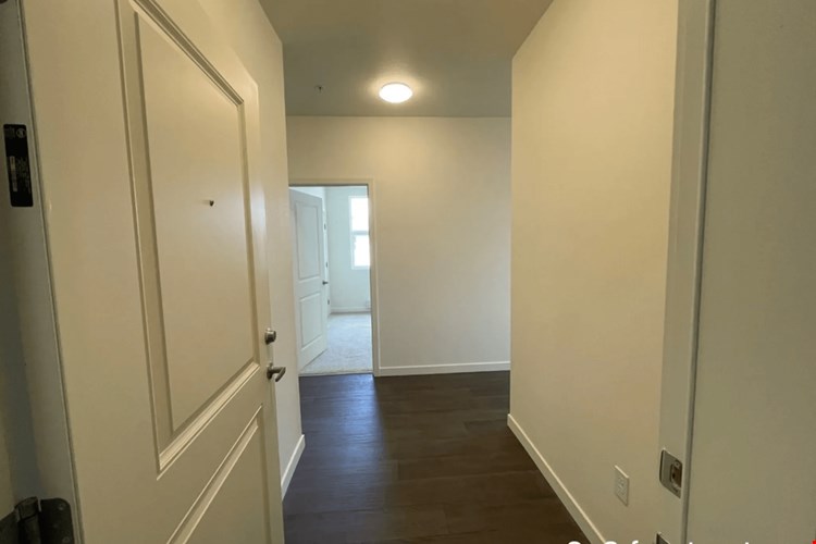 Range View Apartments  Image 7