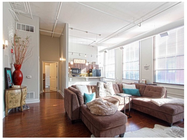 Residences at South High Image 6