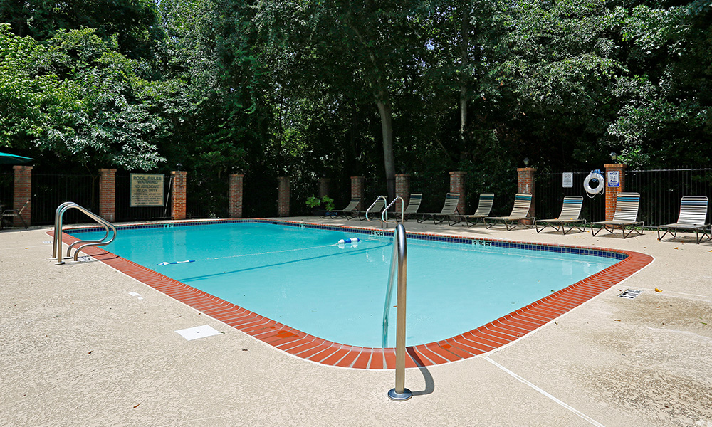 Pleasantdale Crossing Image 2