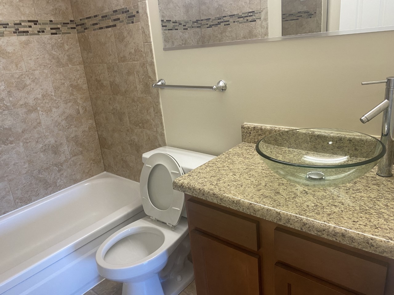 Silver Spring Towers Image 48