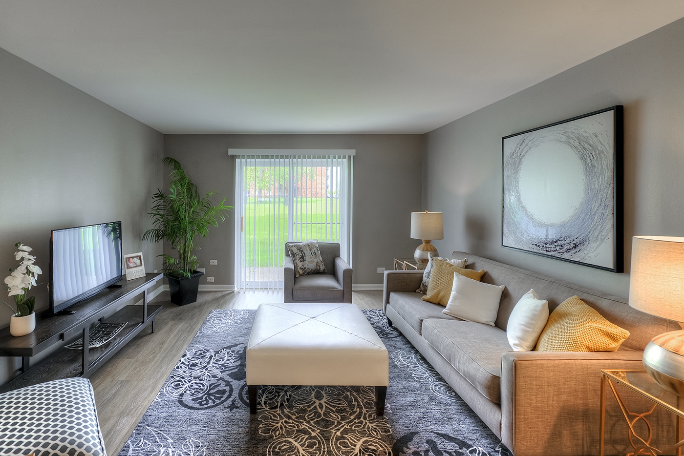 Carol Stream Crossing Image 24