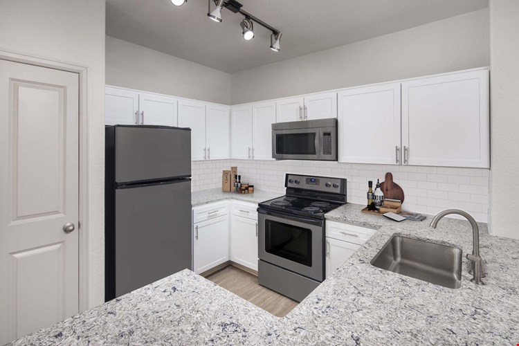 Camden Interlocken Image 1