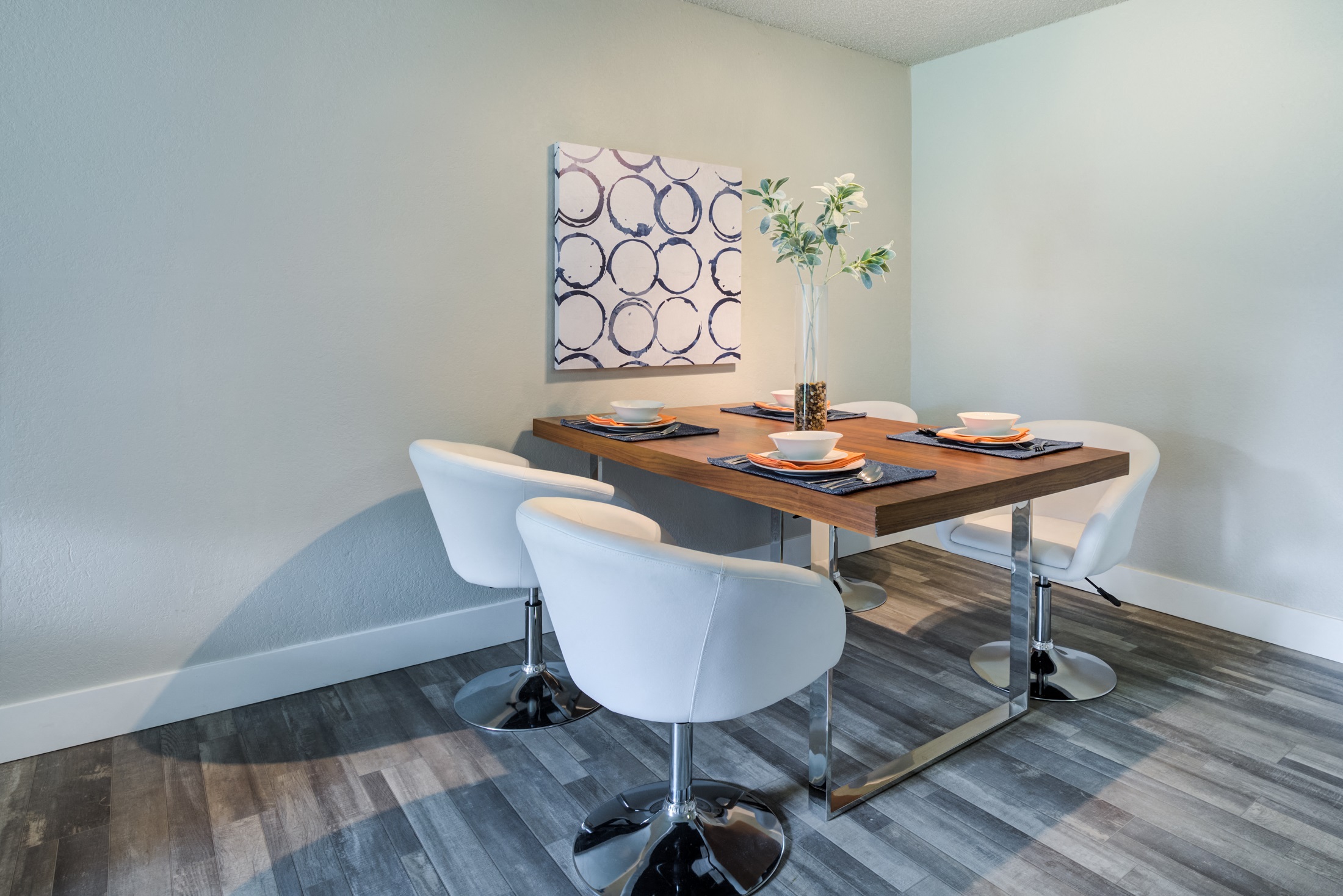 Knol Apartments Image 9