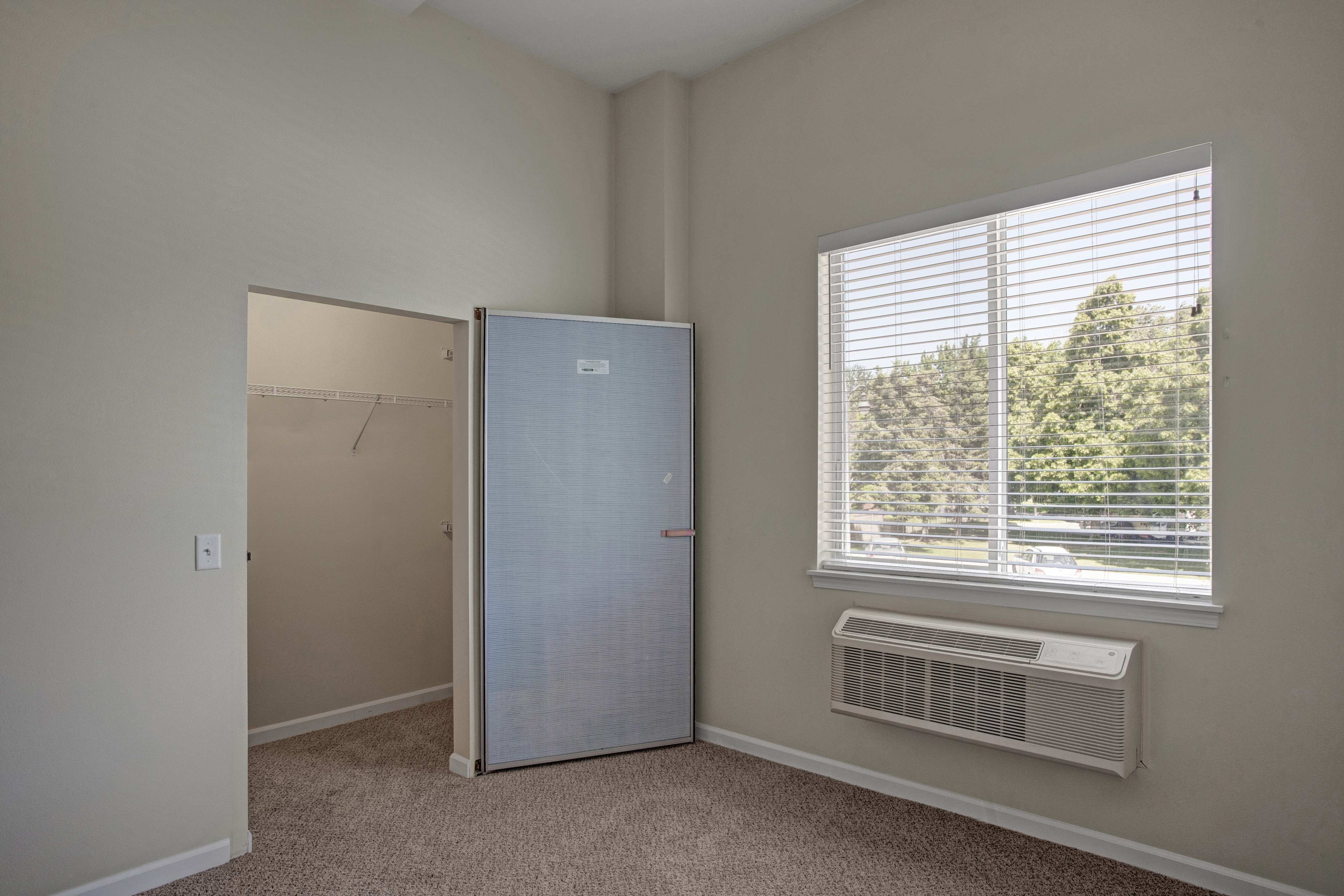 600 Riverside Image 22