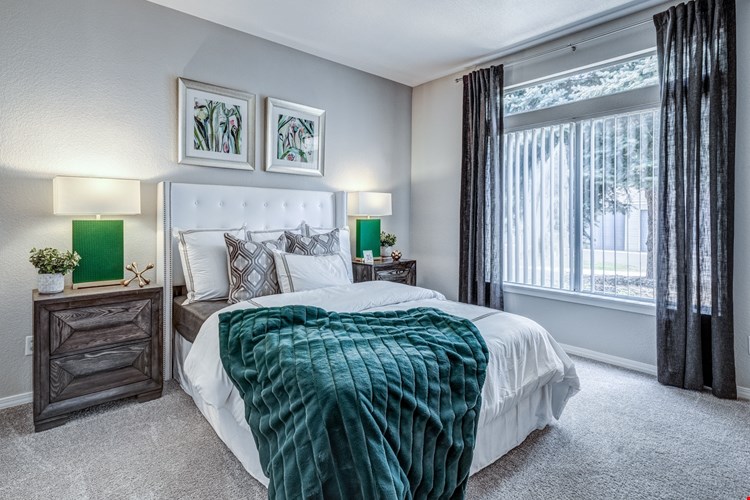 Pavilions at Silver Sage Apartments Image 18