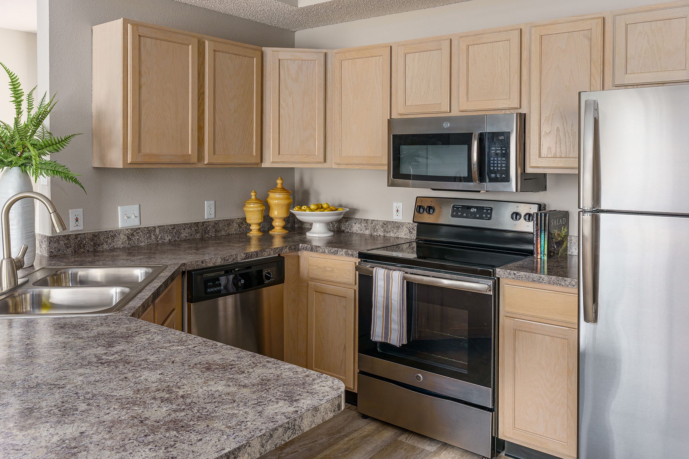 Bradford Pointe Image 12