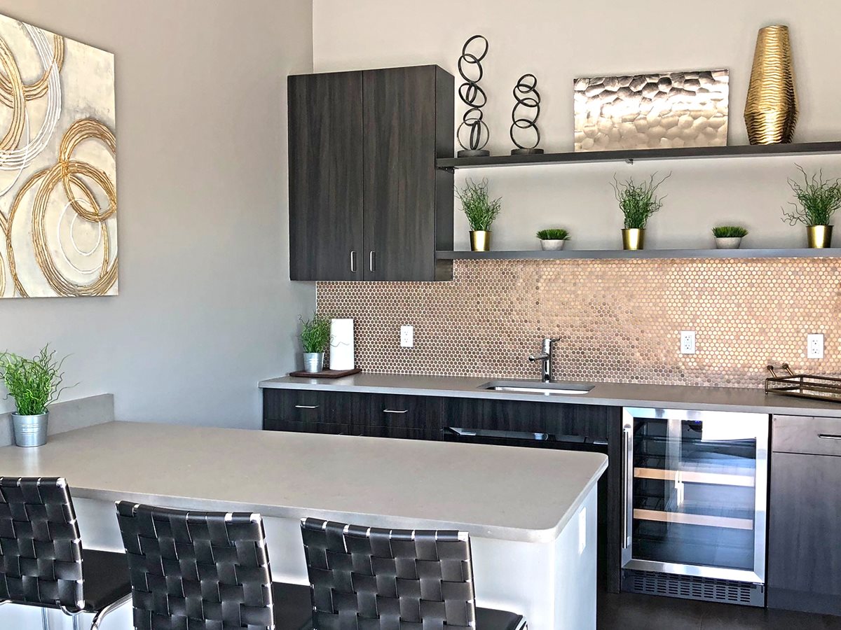 1400 Russell Apartments Image 10