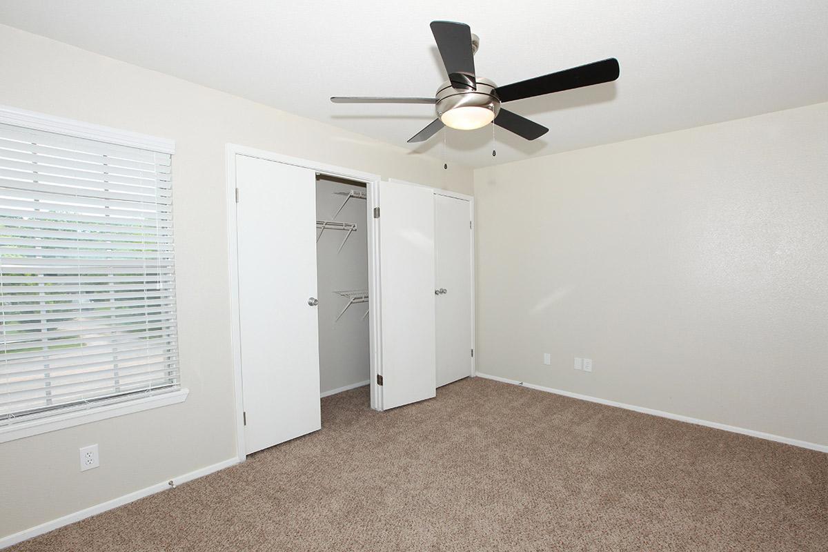 Oaks of League City Image 10