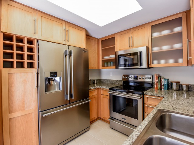 Wilshire Margot Image 14