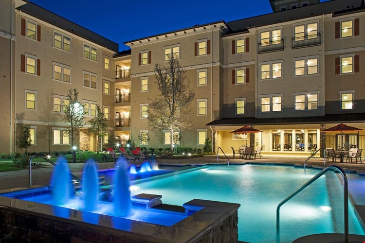 McDermott 55 Image 8