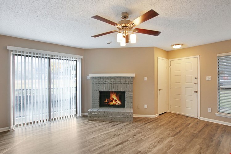 Fiona Apartment Homes Image 4