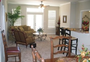 Mandeville Lake Apartments Image 7