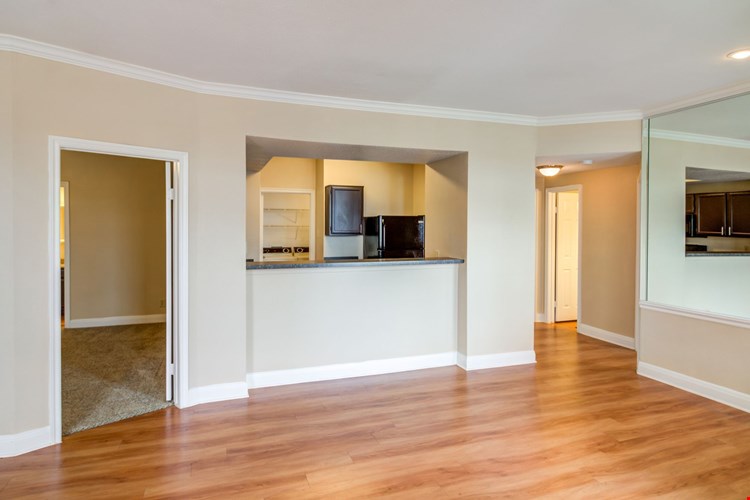 Signature Point Apartment Homes Image 14