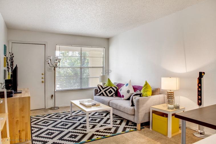 Twenty Oaks Apartments Image 3