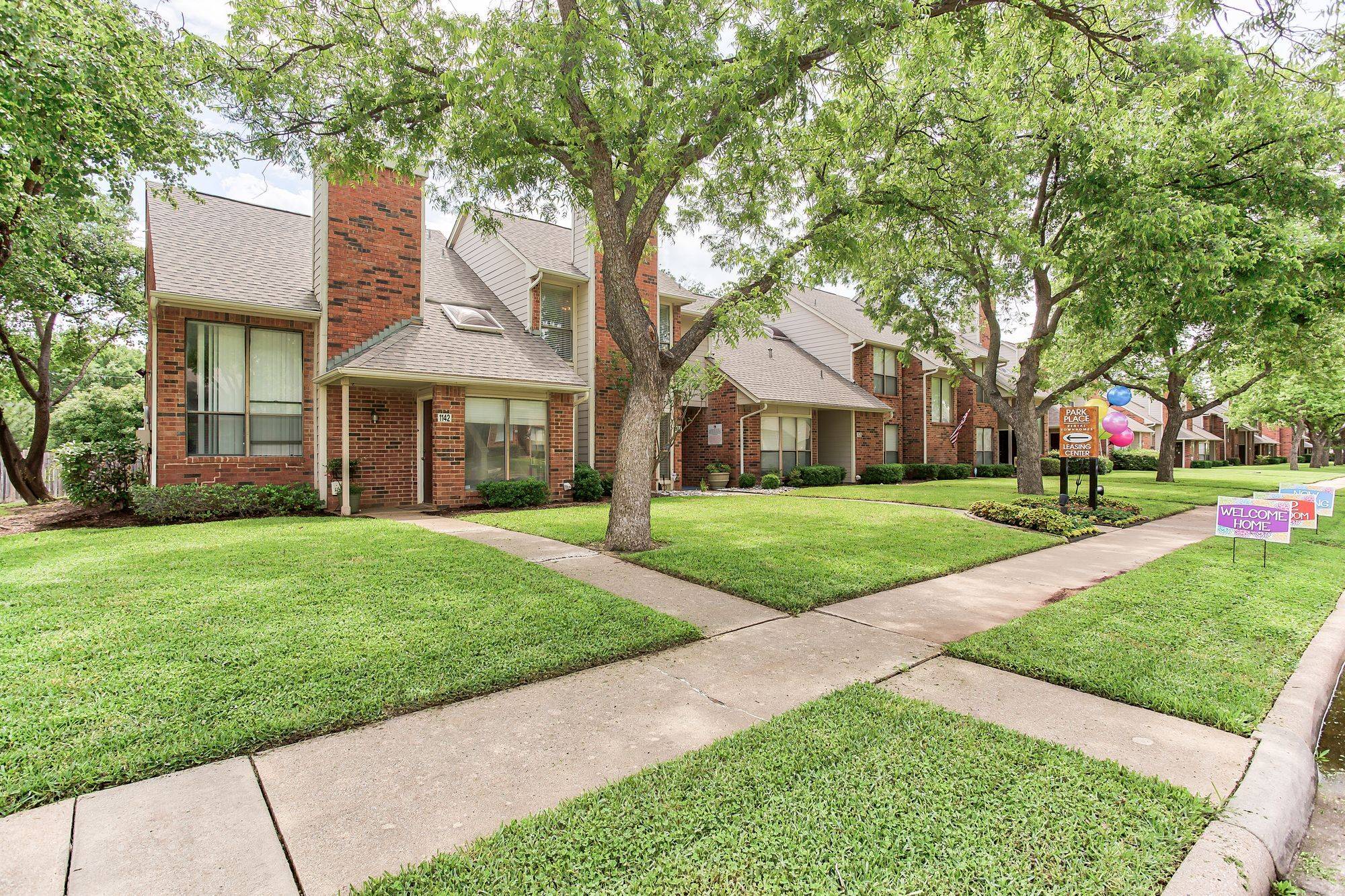 Park Place Apartments Image 17