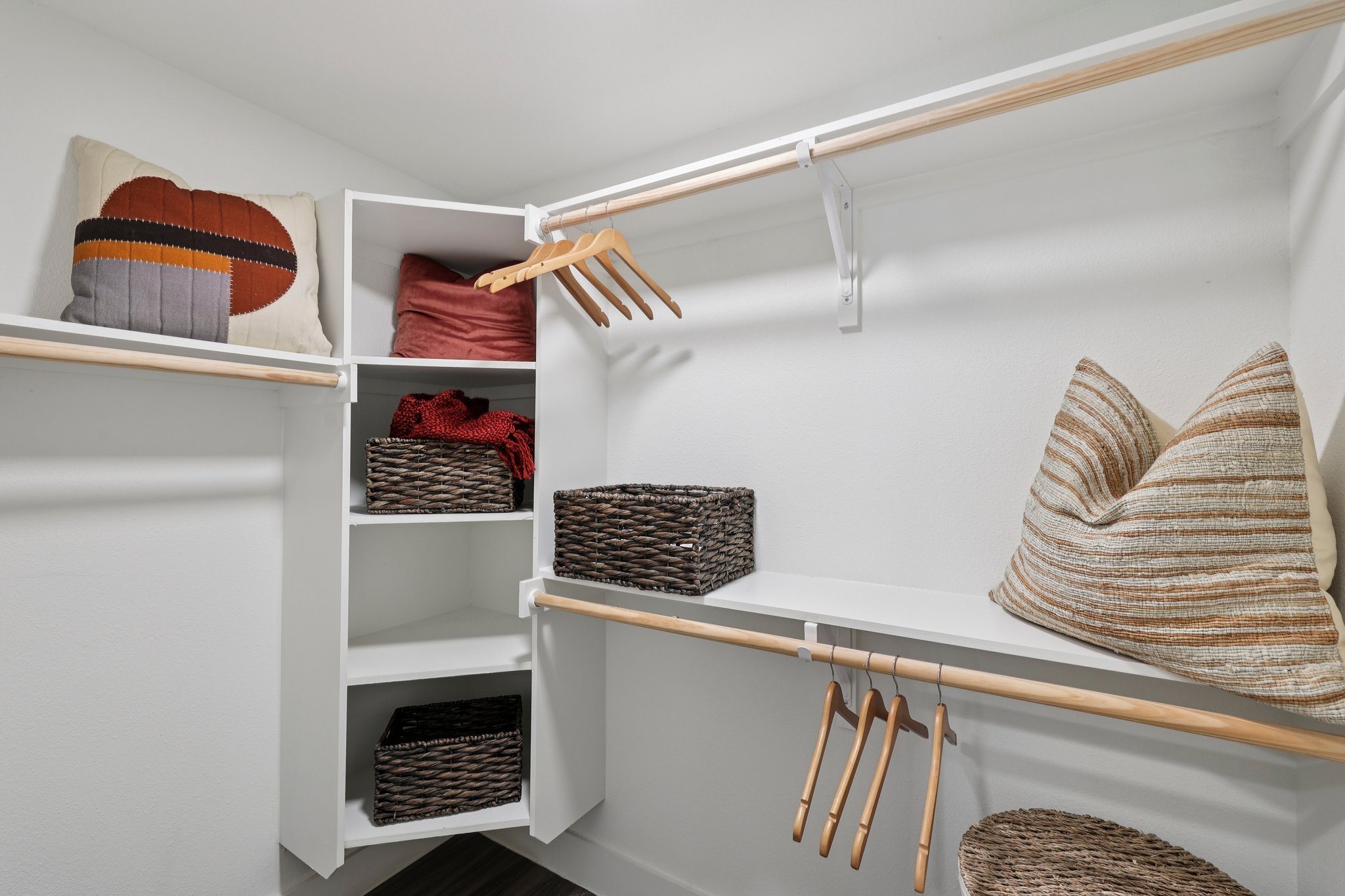 Astra Avery Ranch Image 11