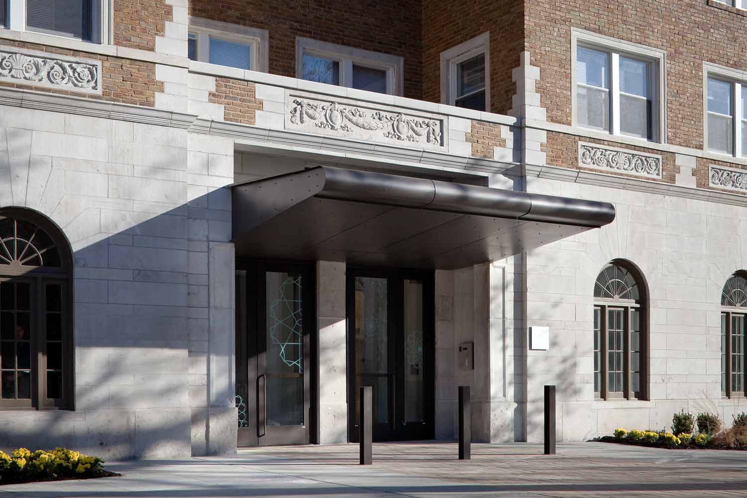 Park Central Image 9