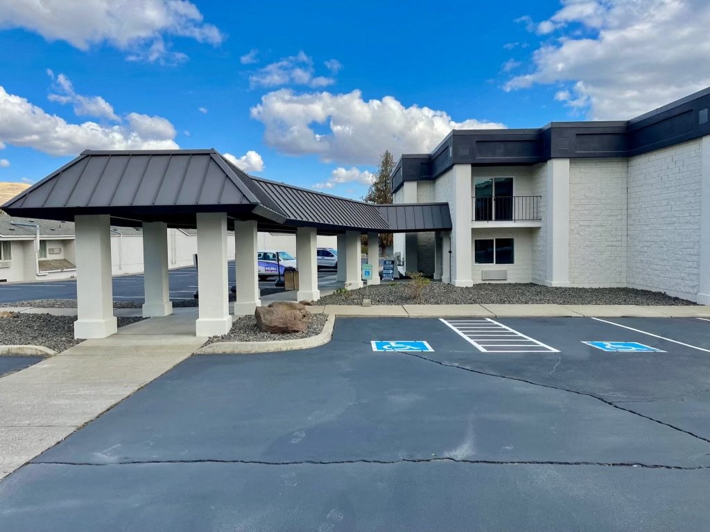 9 North Image 15