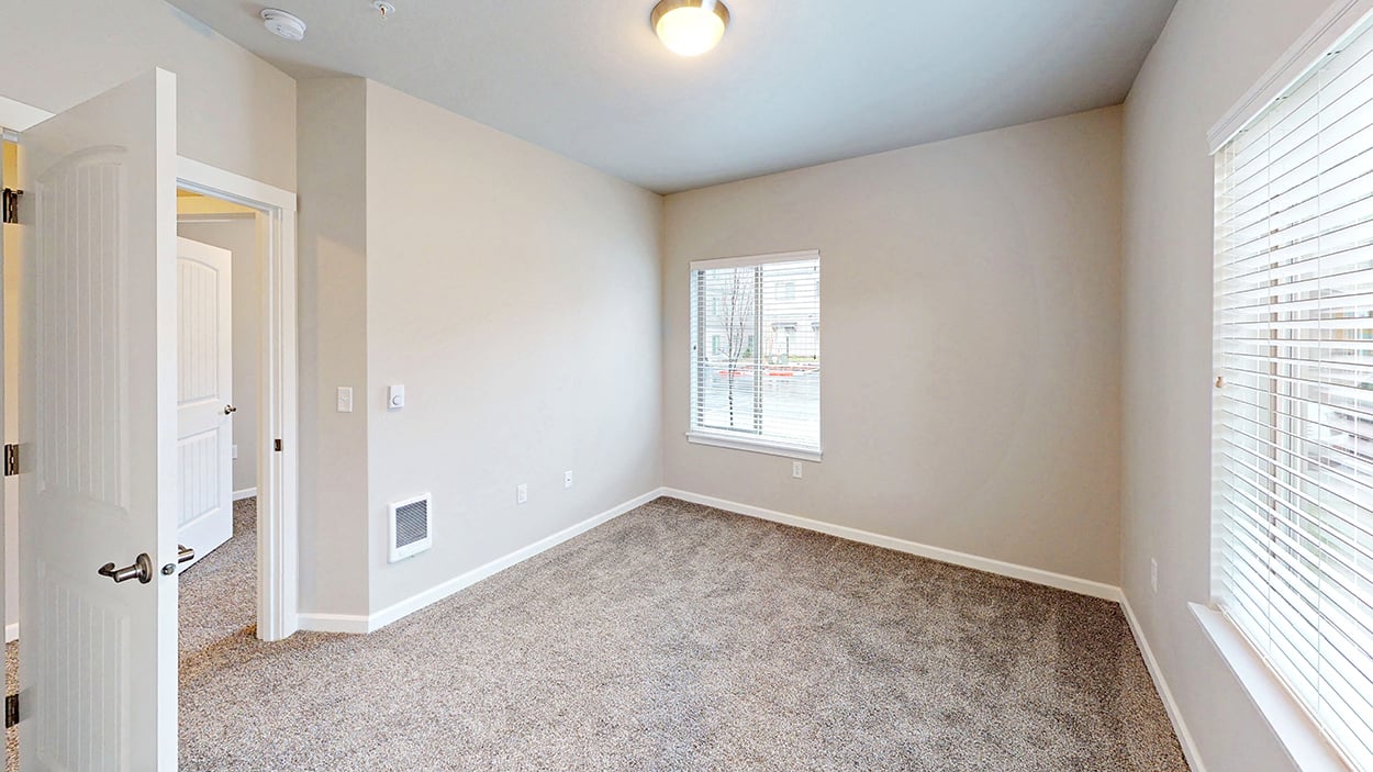 Fruitland Meadow | Bedroom