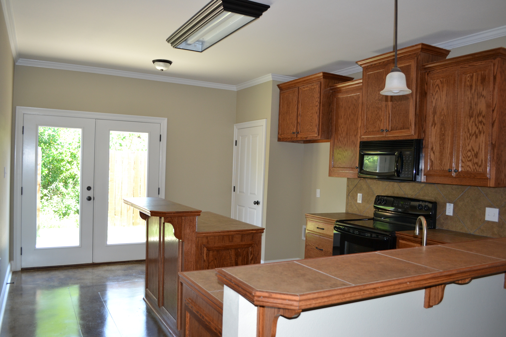 Village Maison Townhomes Image 11