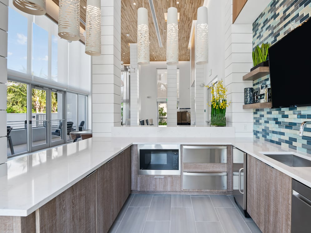 Lounge with kitchenette