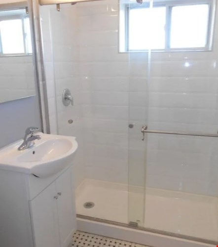 Bonita Apartments Image 2