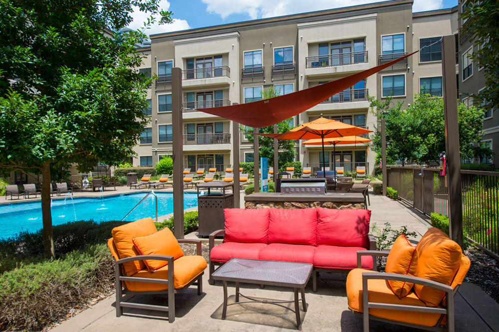 33ThirtyThree Image 14