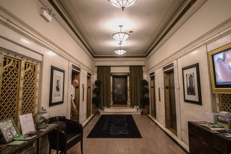 Fisher Building City Club Apartments Image 35