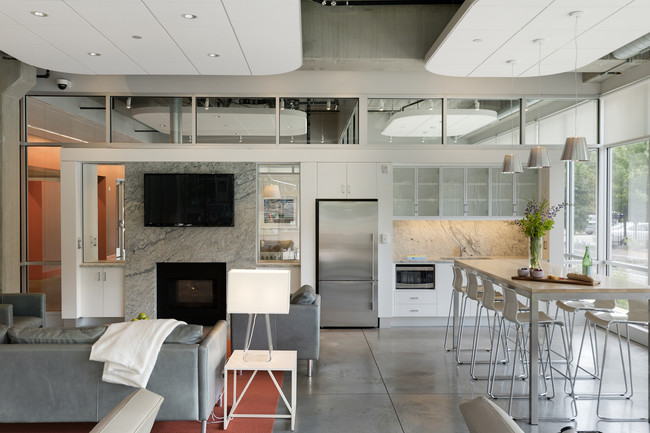 NoLo Living South (North Loop) Image 1