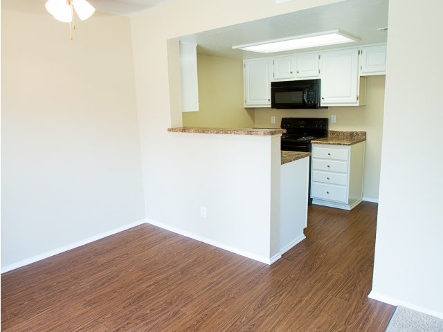 Vineyard Village Image 7